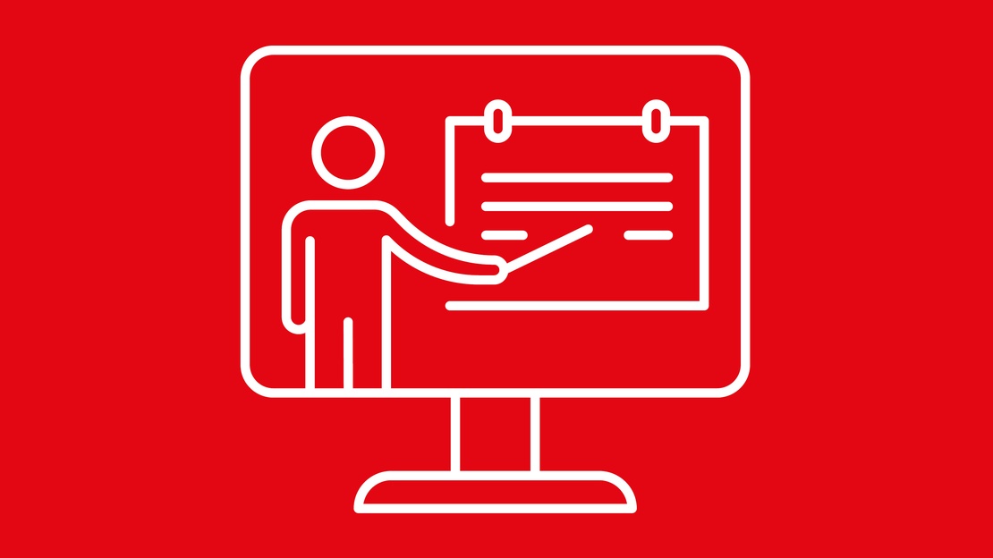 Person präsentiert digital